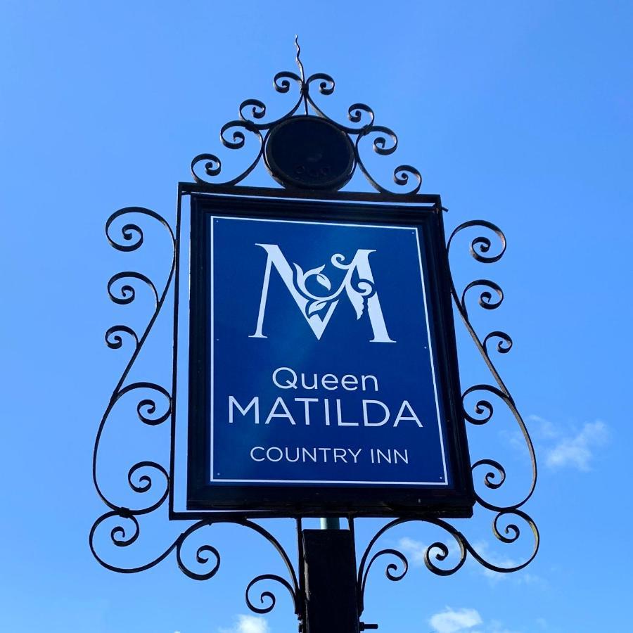 The Queen Matilda Country Rooms Avening エクステリア 写真